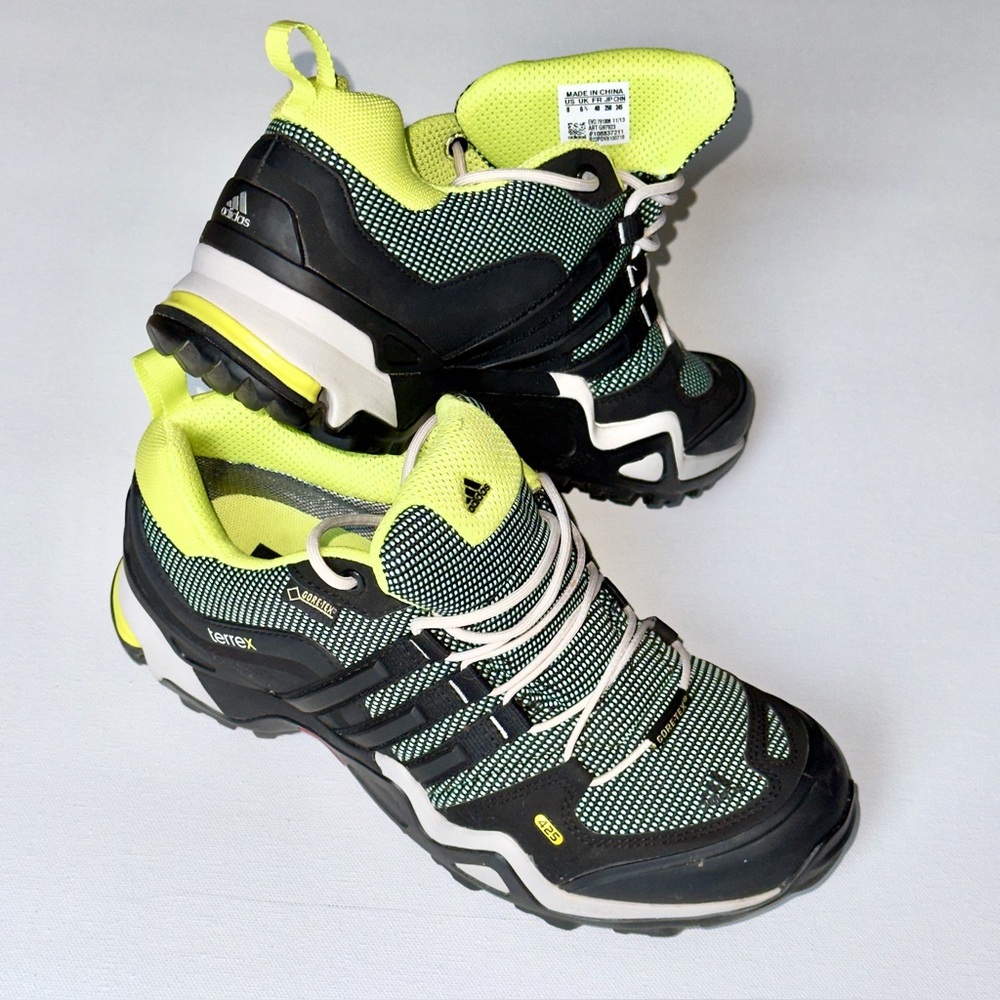 Adidas Terrex GTX Hiking Shoes  Women’s 8
